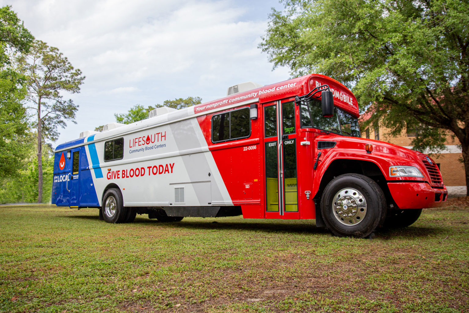 Your nonprofit, community blood center: the LifeSouth difference ...